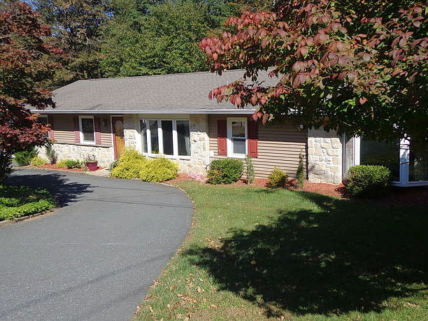 Image of rent to own home in Hopatcong, NJ