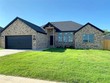 806 w carley dr, siloam springs,  AR 72761