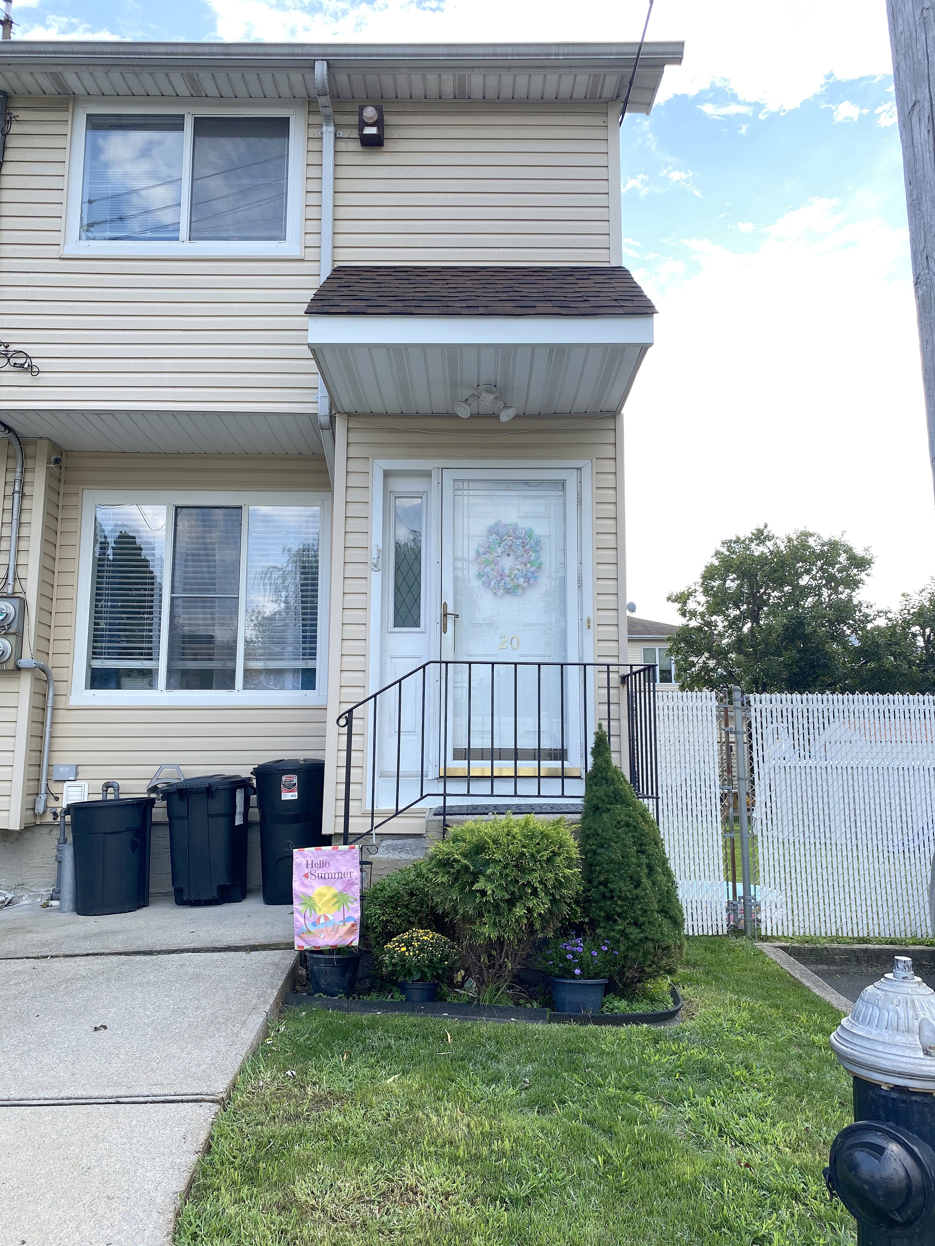 Est. $3,428.00 / Month* for rent in Staten Island, NY