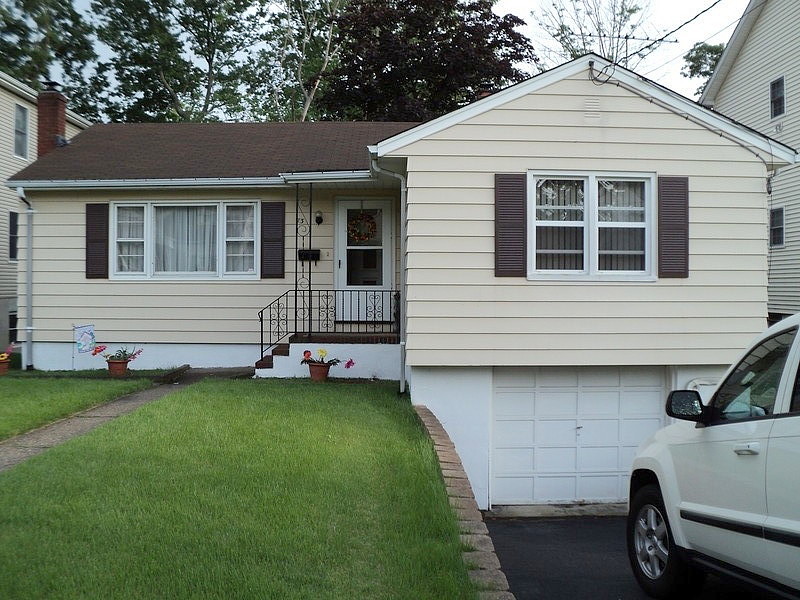 Image of rent to own home in Cedar Grove, NJ